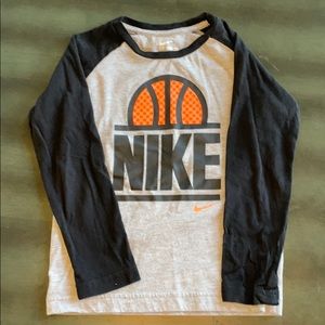 Nike long sleeve tee